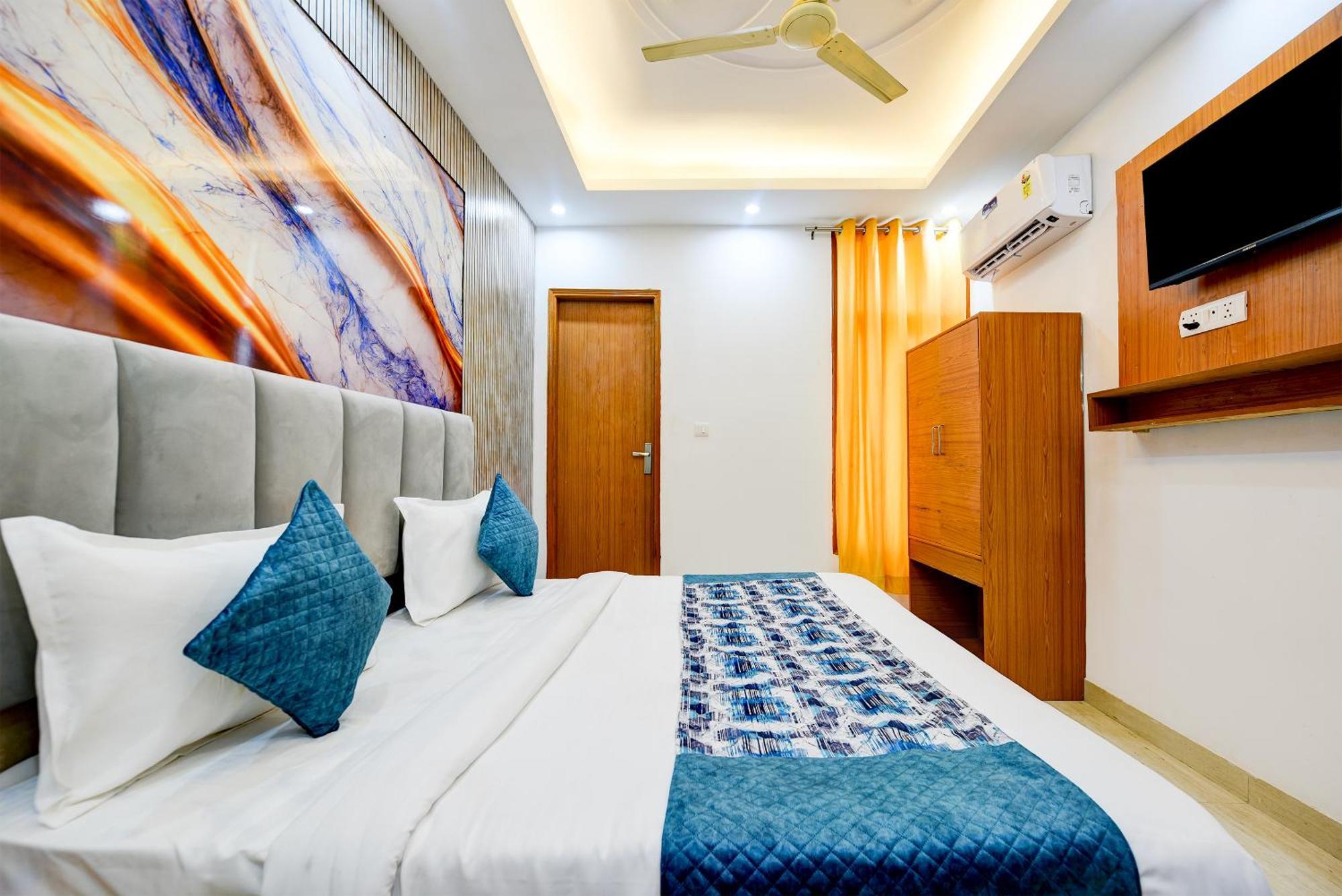 Airport Hotel Kiara - New Delhi Airport Buitenkant foto