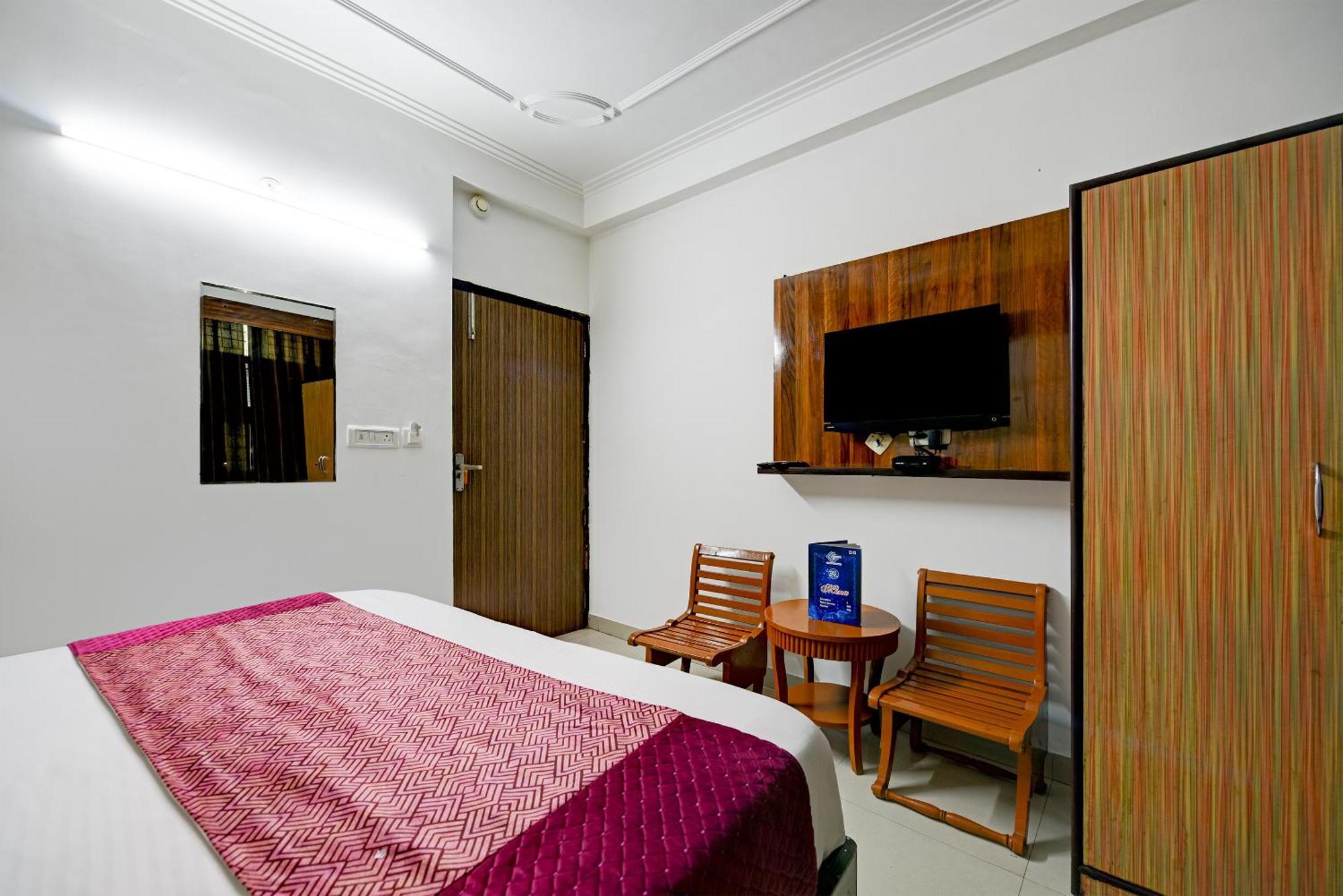 Airport Hotel Kiara - New Delhi Airport Buitenkant foto